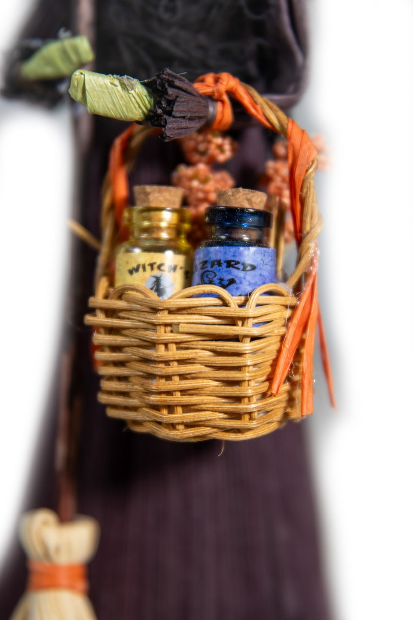 Halloween Witch Cornhusk Doll | Ritchie Cornhusk Dolls